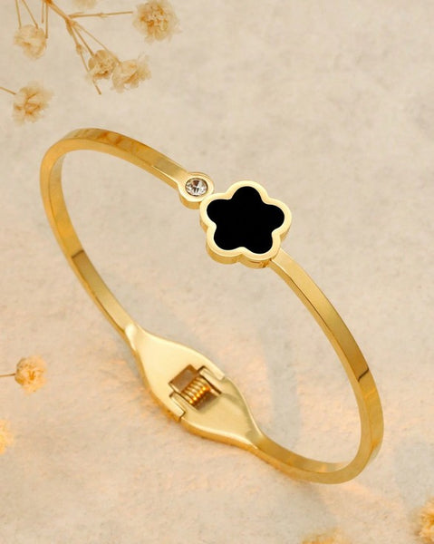 Sparkling Five Leaf Grass Summer Bracelet