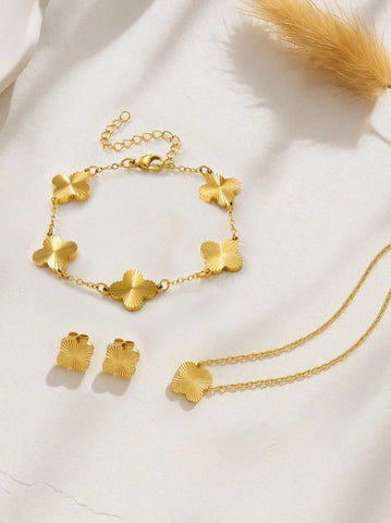 Sparkling Four-Leaf Clover Jewelry Set