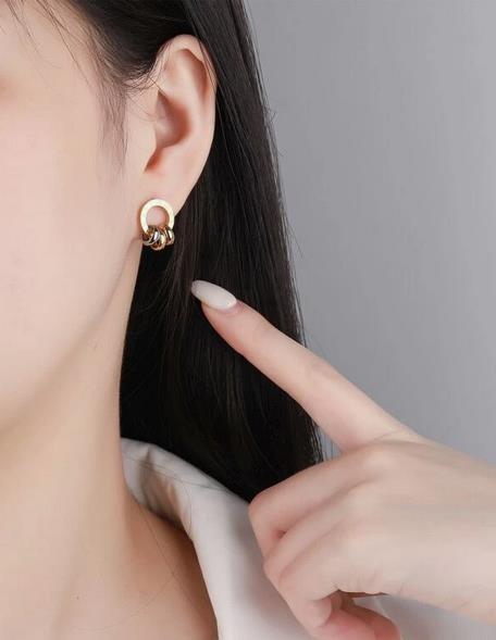 Sparkling Roman Numeral Detail Round Drop Earrings