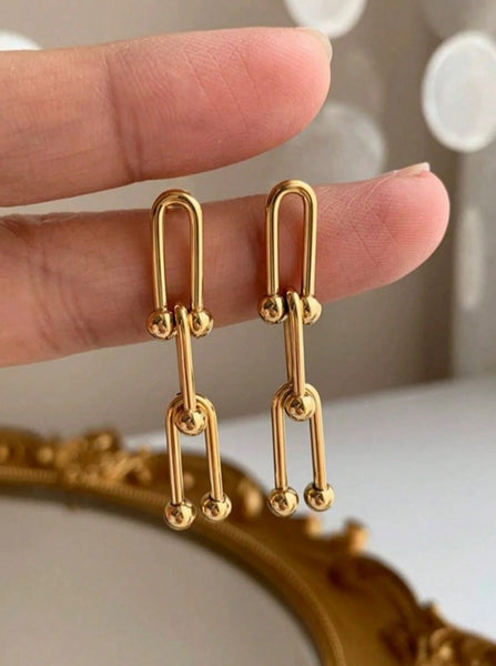 Sparkling Stainless Steel Horseshoe Chain Earrings