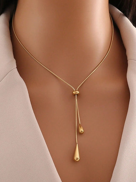 Sparkling Oval & Water Drop Pendant Necklace