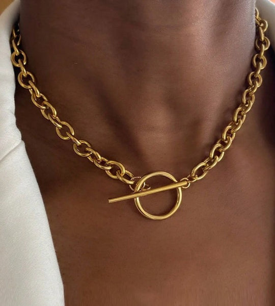 Sparkling Clasp Charm Necklace