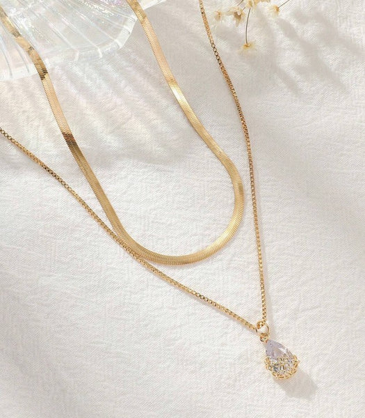 Sparkling Faux Teardrop Crystal Charm Necklace