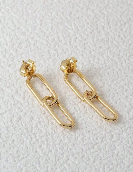 Sparkling Minimalist Chain Earrings