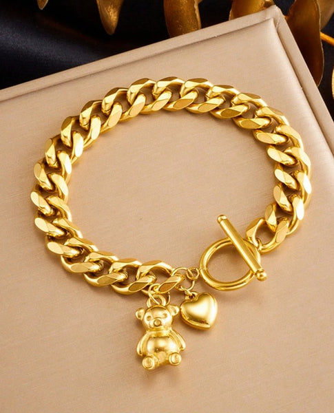 Sparkling Chunky Chain Teddy Bear Pendant Bracelet.