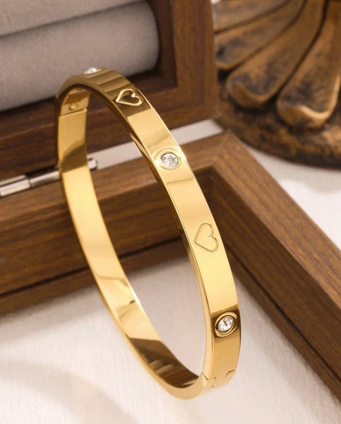 Sparkling  Heart Zirconia Bracelet Jewelry.